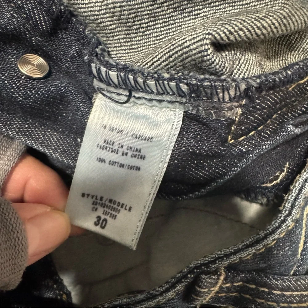 G by Guess Mens Sz 30 Whiskering Details Straight Leg Jeans Button Fly EUC - Picture 6 of 10